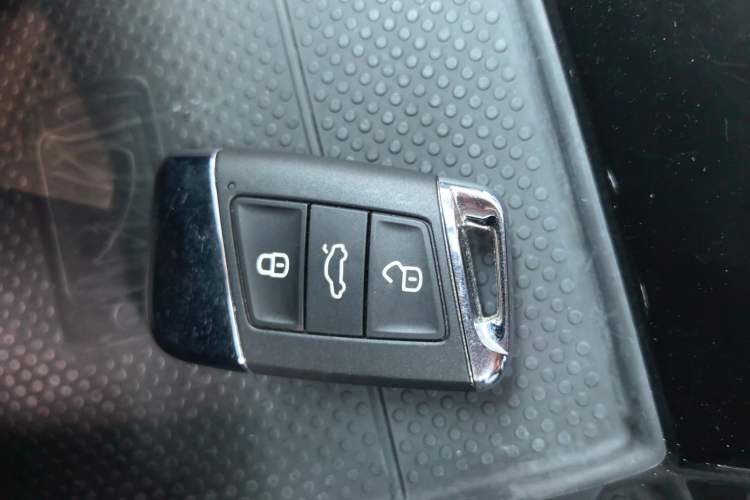 Used Volkswagen Passat 2024 380TSI Dragon Glory Edition
