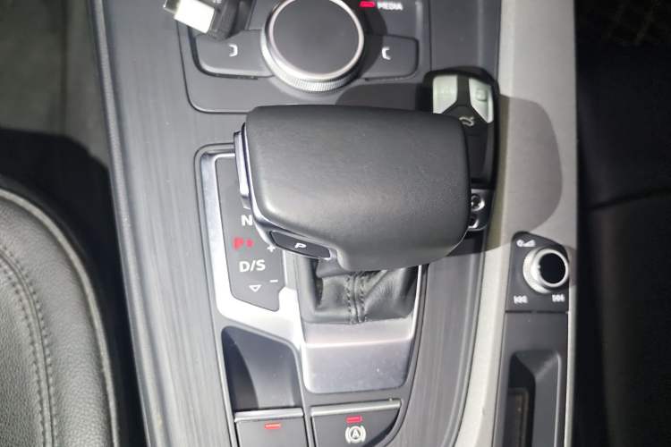 Used Audi A4L 2018 30th Anniversary Edition 40 TFSI Trendy Model