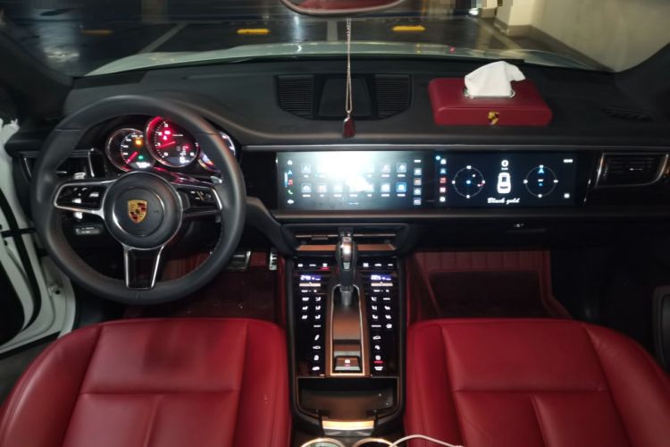 Used Porsche Macan 2017 Macan 2.0T Center Console