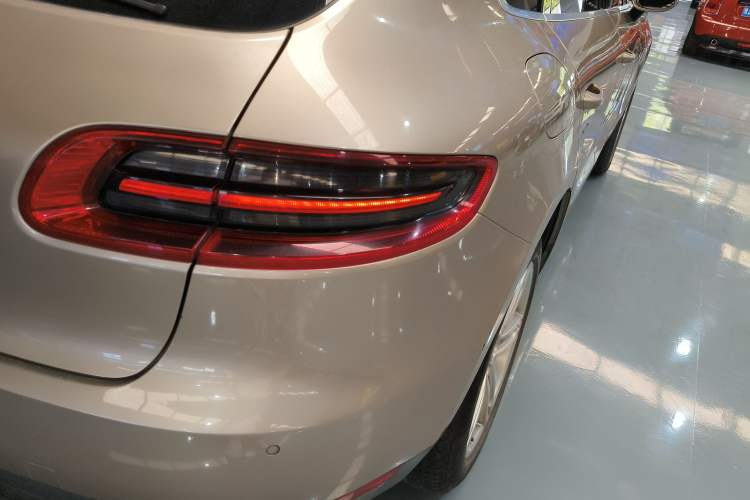 Used Porsche Macan 2014 Macan 2.0T
