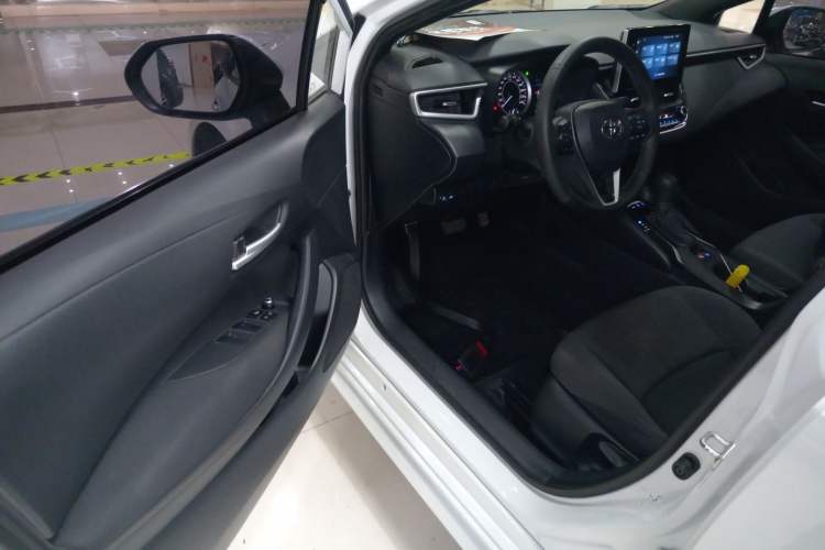 Used Toyota Levin 2021 185T CVT Luxury Edition Left Front Seat