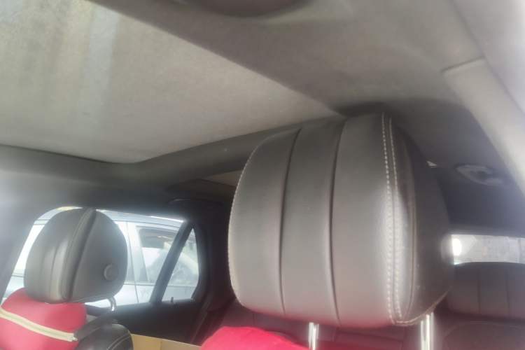 Used Mercedes-Benz GLC 2019 GLC 260 4MATIC Dynamic Edition Headliner