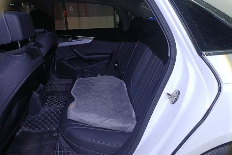 Used Audi A4L 2024 40 TFSI Fashion Dynamic Model