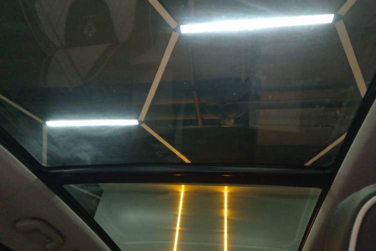 Used Wey VV6 2021 2.0T Two-Wheel Drive Smart Protection+