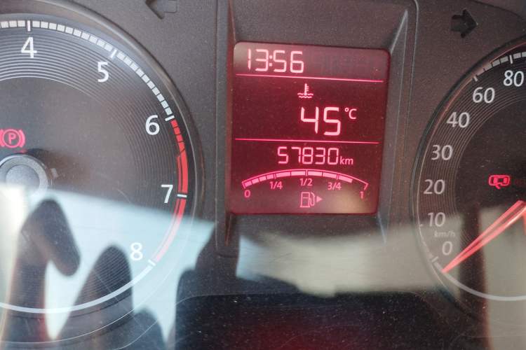 Used Volkswagen Jetta 2019 Dream Edition 1.4L Manual Comfort Version Odometer Close Up