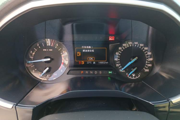 Used Ford Edge 2016 EcoBoost 245 Two-Wheel-Drive Titanium 5-Seater
