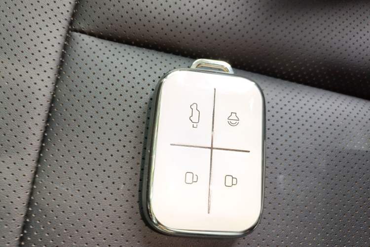 Used iCAR V23 2025 401 Two-Wheel Drive Advanced Edition Vehicle Key