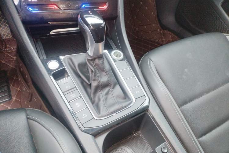 Used Volkswagen Sagitar 2020 280TSI DSG Comfort Version China VI Standard
