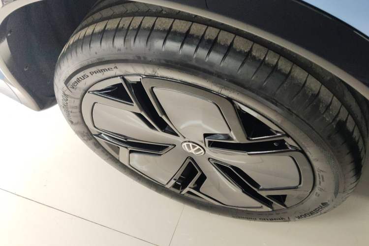 Used Volkswagen Tiguan L 2024 PRO 380TSI Four-Wheel Drive R-Line Prestige Edition