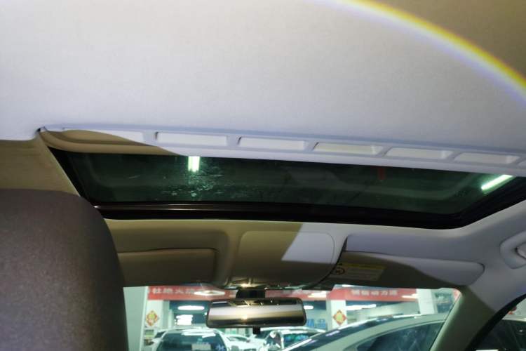 Used Volkswagen Polo 2014 1.6L Cross Polo Automatic Headliner