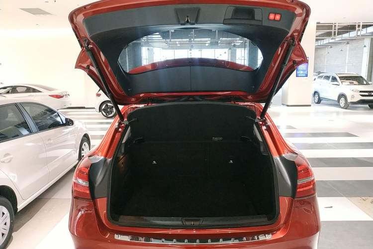 Used Mercedes-Benz GLA 2017 GLA 200 Sport Edition Trunk