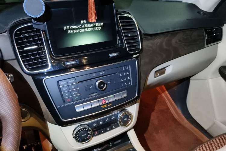 Used Mercedes-Benz CLS 
