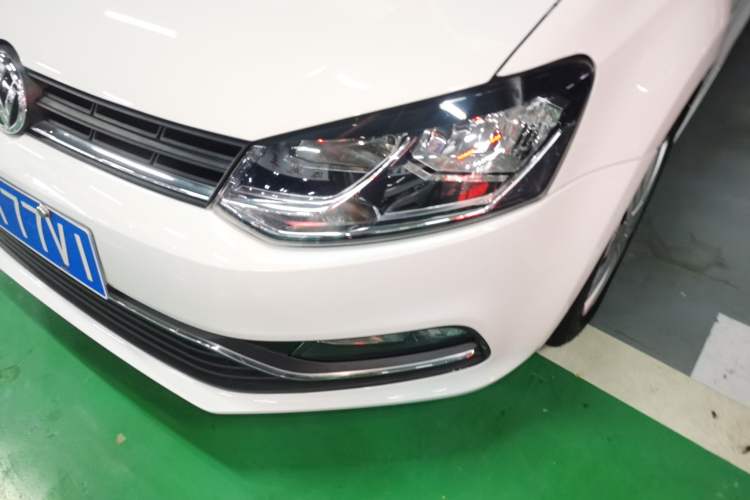 Used Volkswagen Polo 2016 1.6L Automatic Comfort Model