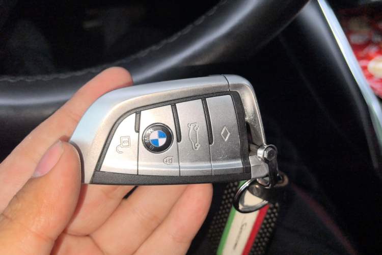 Used BMW 3 Series 2021 Restyled 325Li M Sport Package Vehicle Key