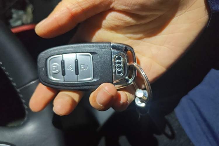 Used Audi Q2L 2018 35 TFSI Fashion Dynamic Version China VI Emission Standard