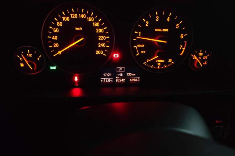 Used BMW 3 Series 2014 320i Active Edition