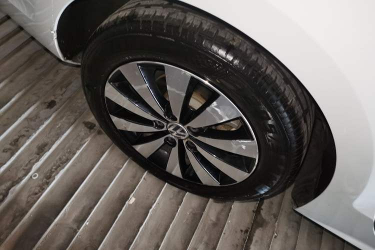 Used Volkswagen Sagitar 2018 1.6L Automatic Comfort Model Exterior 5