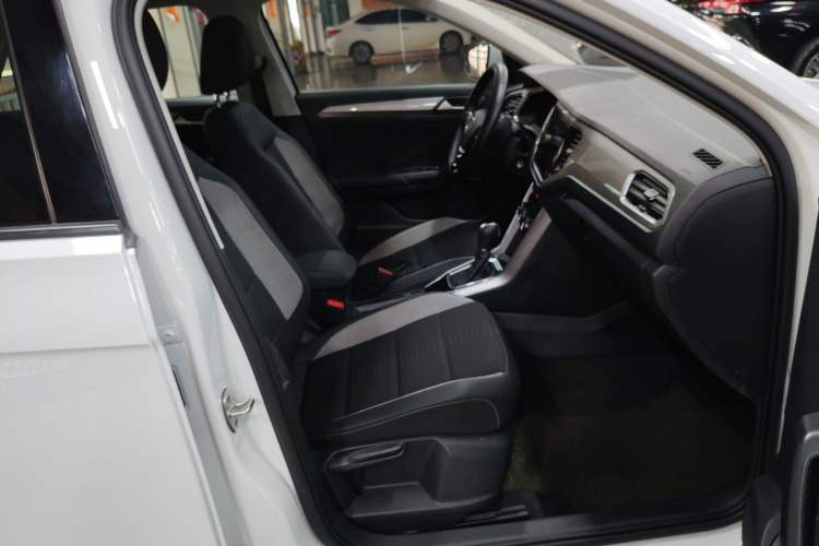 Used Volkswagen T-ROC 2020 230TSI DSG Two-Wheel Drive Advanced Version