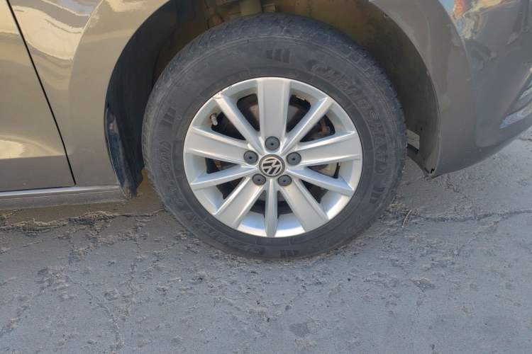 Used Volkswagen Jetta 2013 1.6L Manual Fashion Edition