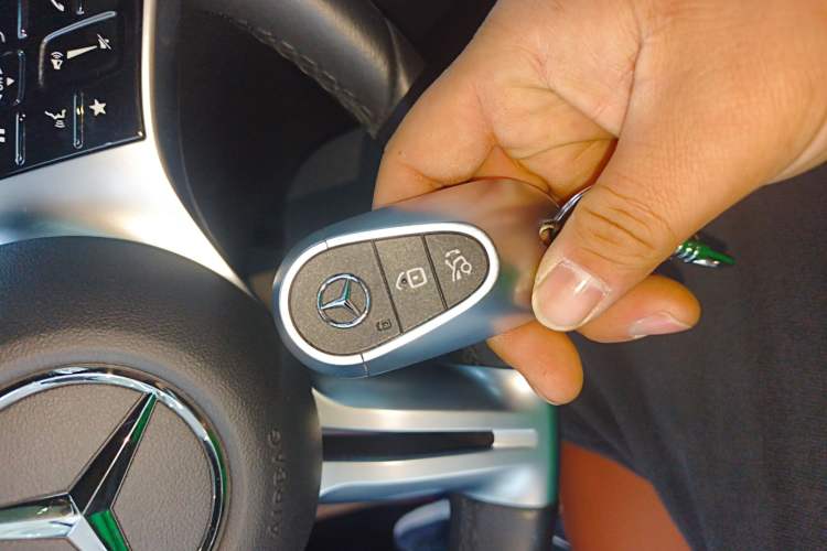 Used Mercedes-Benz GLC 2023 GLC 260 L 4MATIC Dynamic Edition 5-seater