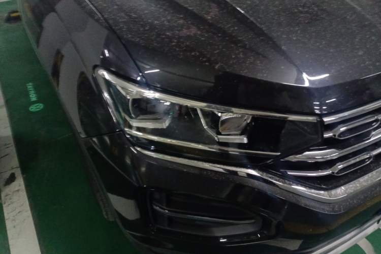 Used Volkswagen Tayron 2020 330TSI Two-Wheel Drive Luxury Smart Connectivity Version