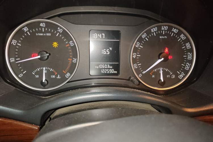 Used Skoda Octavia 2014 1.6L Manual Yijun Edition
