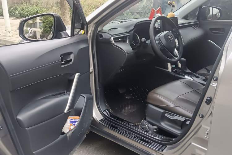 Used Toyota FRONTLANDER 2022 2.0L CVT Leading Edition