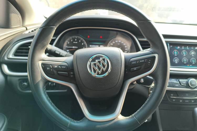 Used Buick GT 2019 18T Automatic Connected Elite Model China VI Standard Steering Wheel