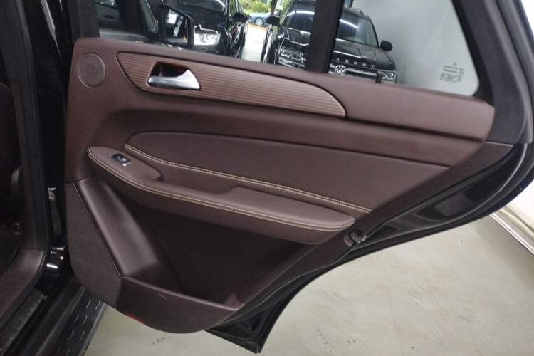 Used Mercedes-Benz GLE 2019 GLE 320 4MATIC Dynamic Edition Prestige Model
