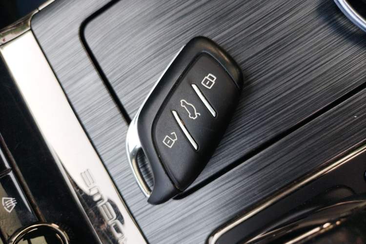 Used Roewe RX5 2021 PLUS 330TGI Automatic National Style Smart Enjoyment Edition
