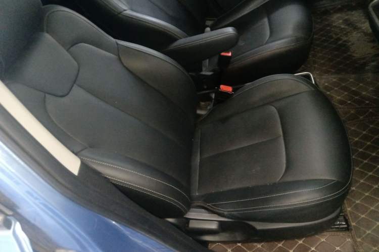 Used NETA V 2022 Long-Range Industry Custom Edition