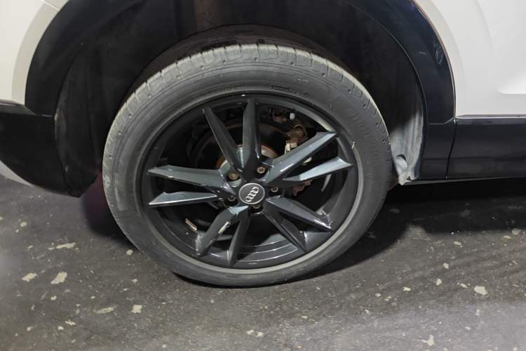 Used Audi Q2L 2021 35 TFSI Progressive Dynamic Edition Exterior 5