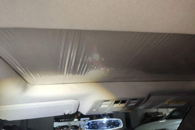 Used Chevrolet Malibu 2017 1.5T Automatic Luxury Edition Headliner