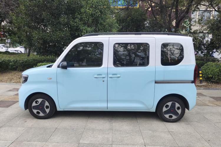 Used Wuling Zhiguang New Energy 2025 Comfort Model