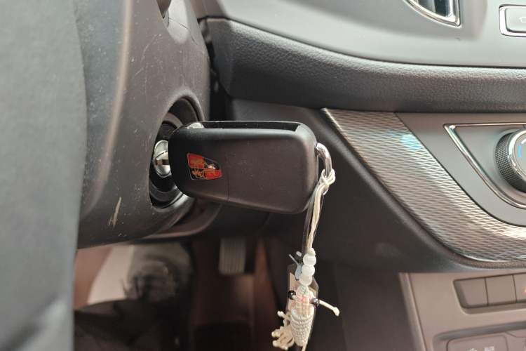 Used Roewe 360 2015 1.5L Automatic Luxury Edition