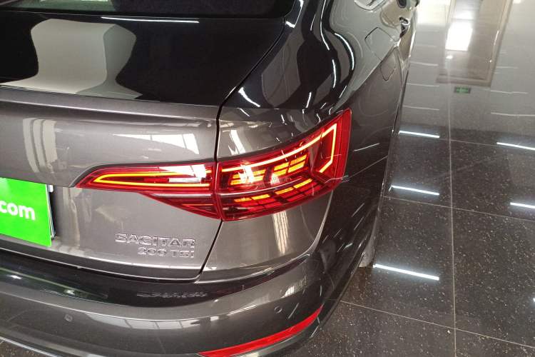 Used Volkswagen Sagitar 2019 200TSI DSG Comfort Version China VI Standard
