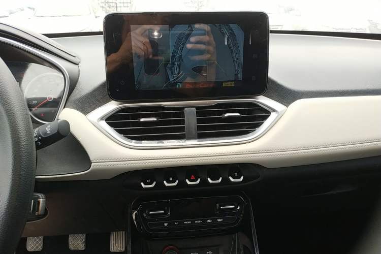 Used Baojun 530 2019 1.5T Manual Luxury 7-seater National V