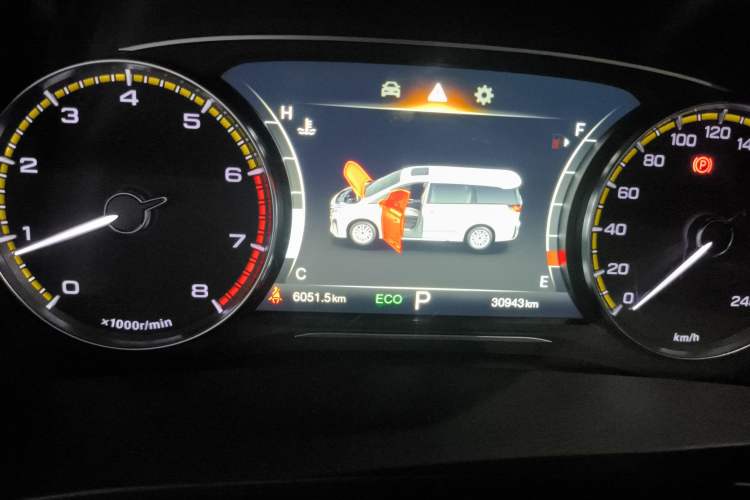 Used GAC Trumpchi M8 2023 Lingxiu Series 390T Luxury Edition Instrument Cluster