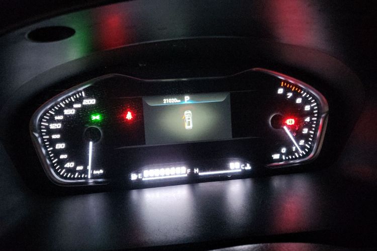 Used SAIC MAXUS G20 2023 Facelifted ES 2.0T Gasoline Automatic Value Edition