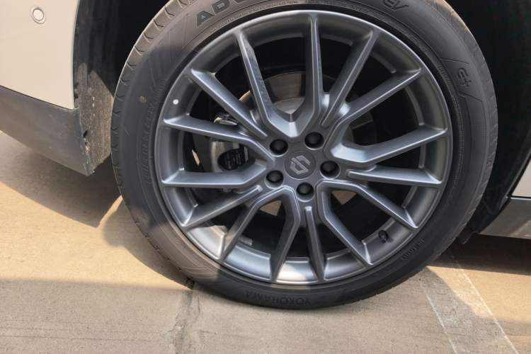 Used Leapmotor C10 2024 530 Smart Edition Right Rear Wheel Hub