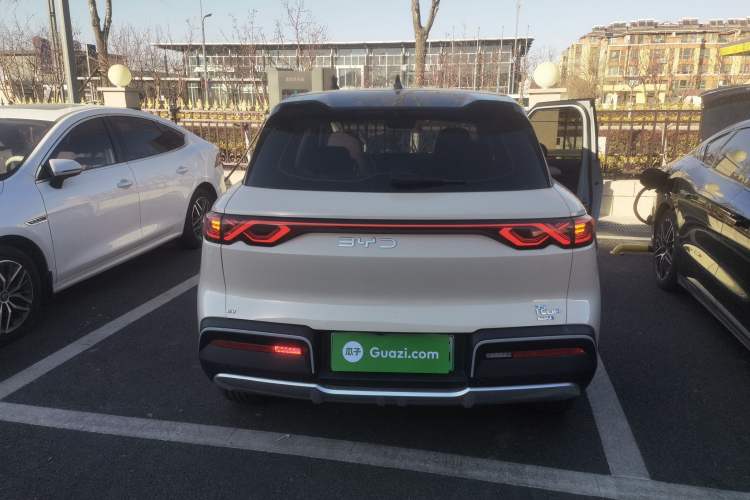 Used BYD Yuan UP 2025 Intelligent Driving Version 401 km Leading Edition