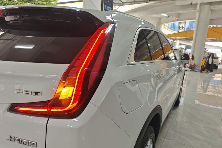 Used Cadillac XT4 2018 28T Two-Wheel Drive Tech Version