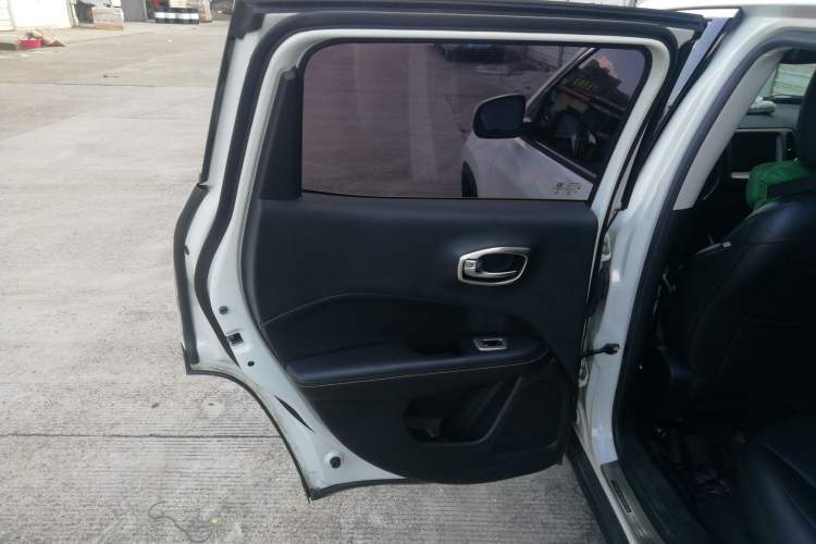 Used Jeep Compass 2017 200T Automatic Family Enjoyment Four-Wheel Drive Edition