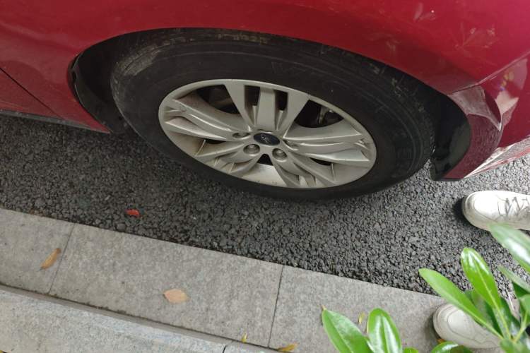 Used Ford Focus 2012 Hatchback 1.6L Automatic Comfort Model
