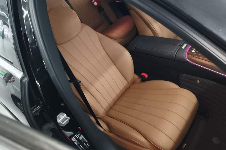 Used Mercedes-Benz E-Class 2024 E 300 L Stylish Model Right Front Seat