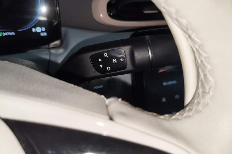 Used Leapmotor T03 2023 403 Smart Edition Gear Lever