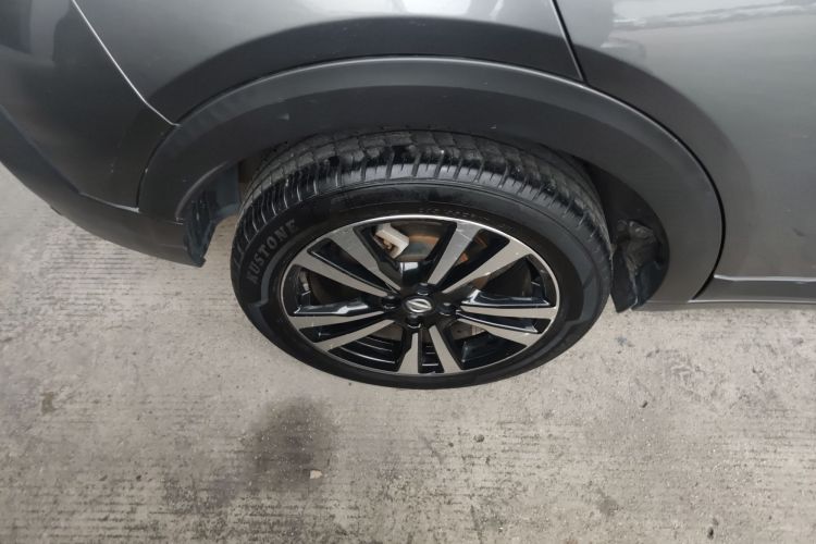 Used Nissan Kicks 2021 1.5L XL CVT Cool Enjoyment Edition
