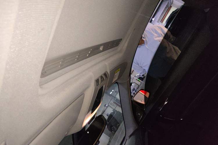 Used BMW 2 Series 2017 220i Sport Design Package
