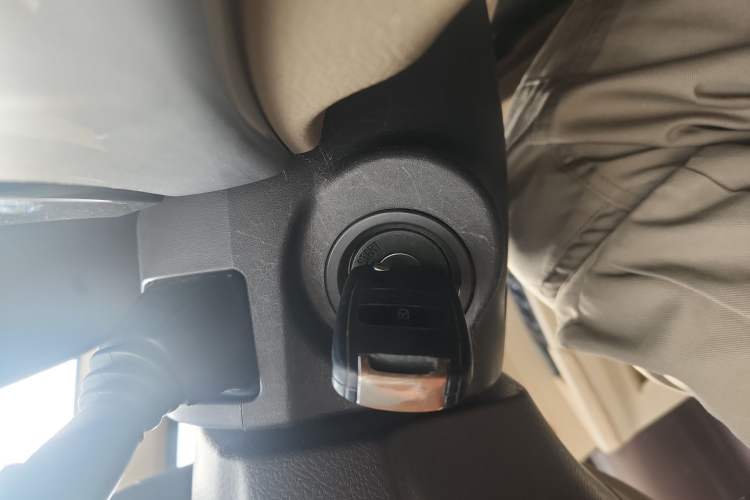 Used Baojun 730 2016 1.5L Manual Comfort Version 7 Seats China V Emission Standard