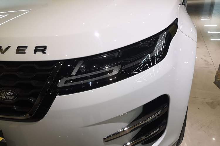 Used Land Rover Range Rover Evoque New Energy 2022 Aurora L P300e Plug-in Hybrid Electric Version